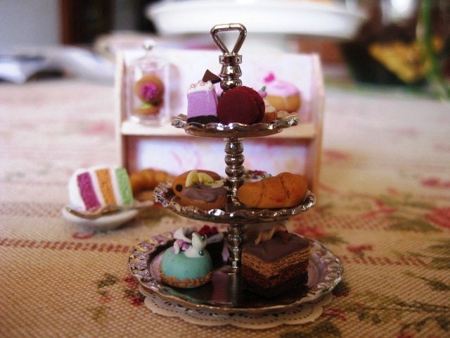 3 Tiers Pastries/Bakery Stand 1/12 scale Dollhouse Miniature