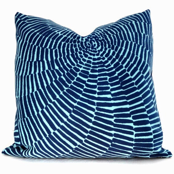 Trina Turk Sonriza Indoor Outdoor Decorative Pillow Cover, Schumacher, 18x18, 20x20 or 22x22   Accent Pillow, Throw Pillow, Pillow Cover