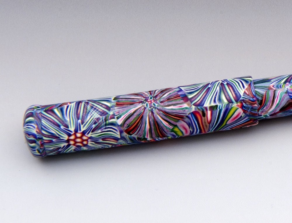 Multi-Color Star-Burst Pen