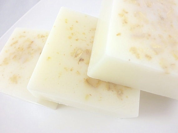 Oatmeal Milk and Honey Soap - Made With Natural Oats