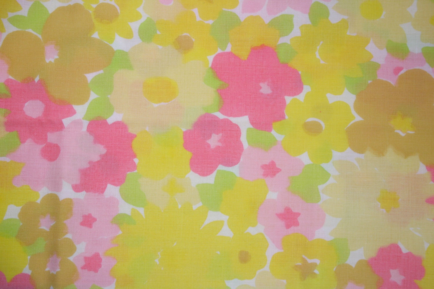 Vintage Sheet Bed Linen Fat Quarter for sewing and quilting