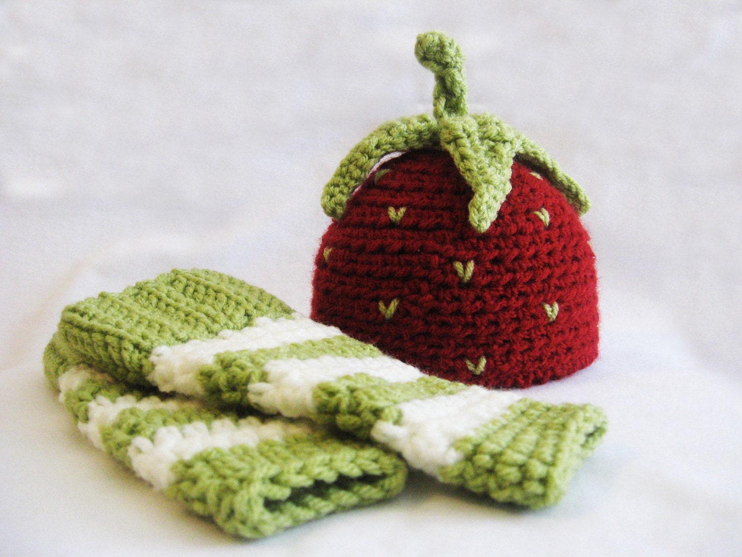 CROCHET PATTERN Strawberry Shortcake Beanie & Leg Warmers (4 sizes included) Instant Download