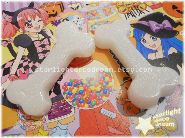 Two Big Bones Resin Hair Clips for Kitsch Cult Party Kei or Fairy Kei CHOOSE ONE Colour