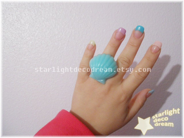 Mint Green Seashell Adjustable Resin Ring