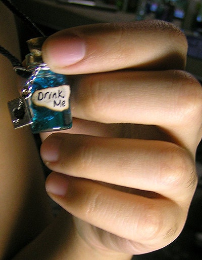 Tiny Drink Me - Alice in Wonderland Vial