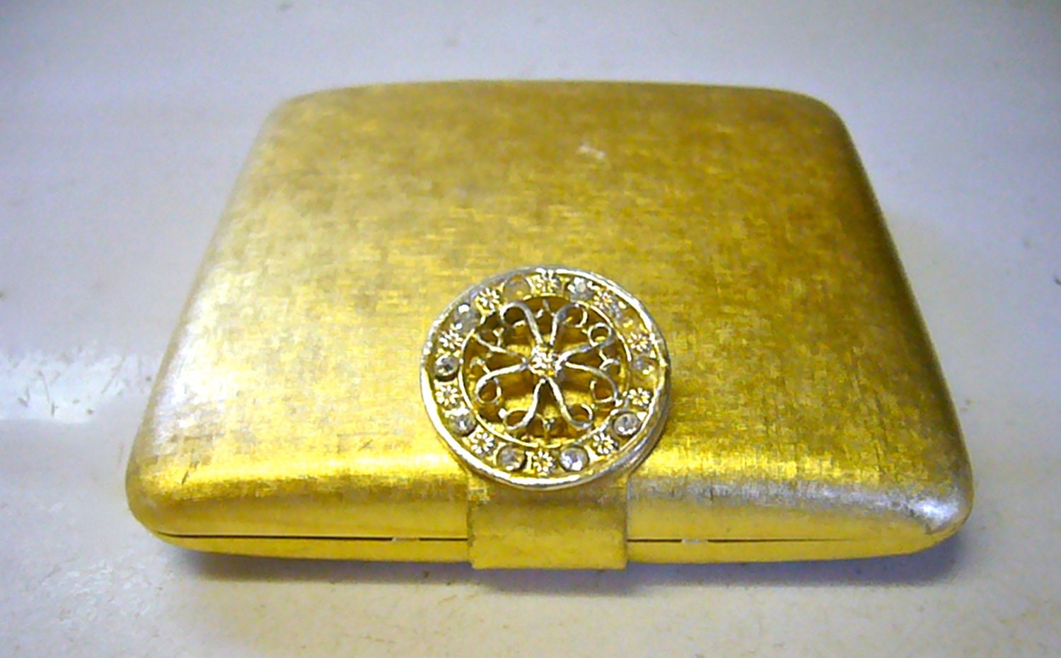 Vintage Avon Imperial Jewel Compact