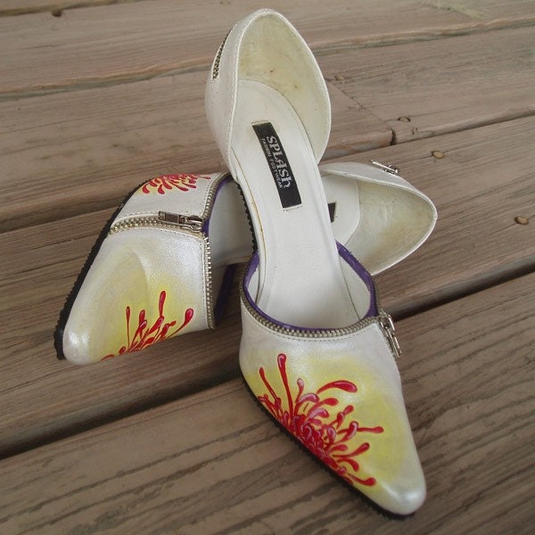 Mums the Word painted shoes W6