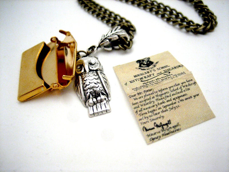 Owl Post Necklace with Hogwarts Acceptance Letter - Harry Potter