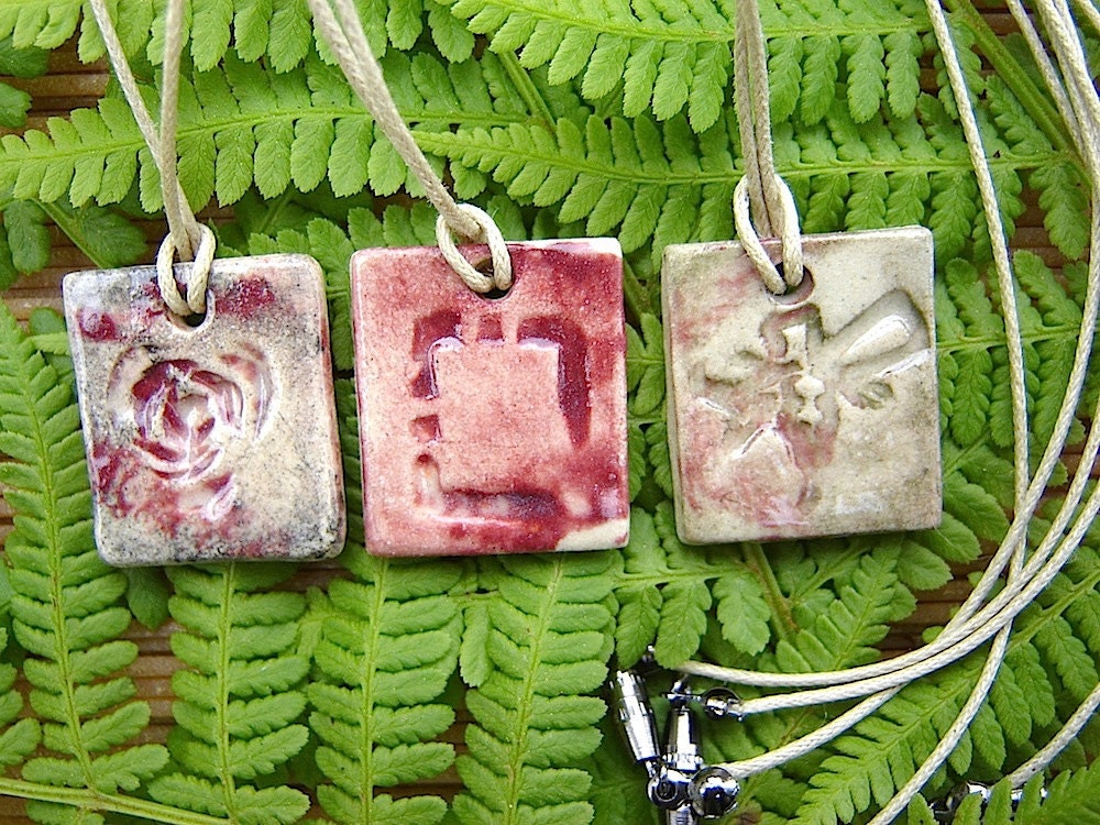 3-in-1 Mini-tile Necklace: Burgundy, White, Grey, Black (E-MN-11) Missing
