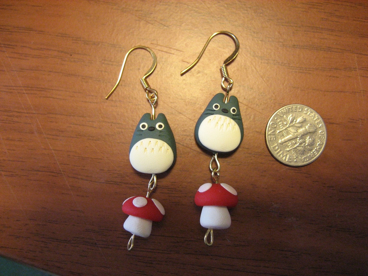 totoro earrings with mushroom