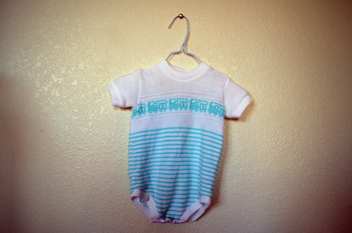 FREE SHIPPING Boy's Choo-Choo Train Vintage Bodysuit