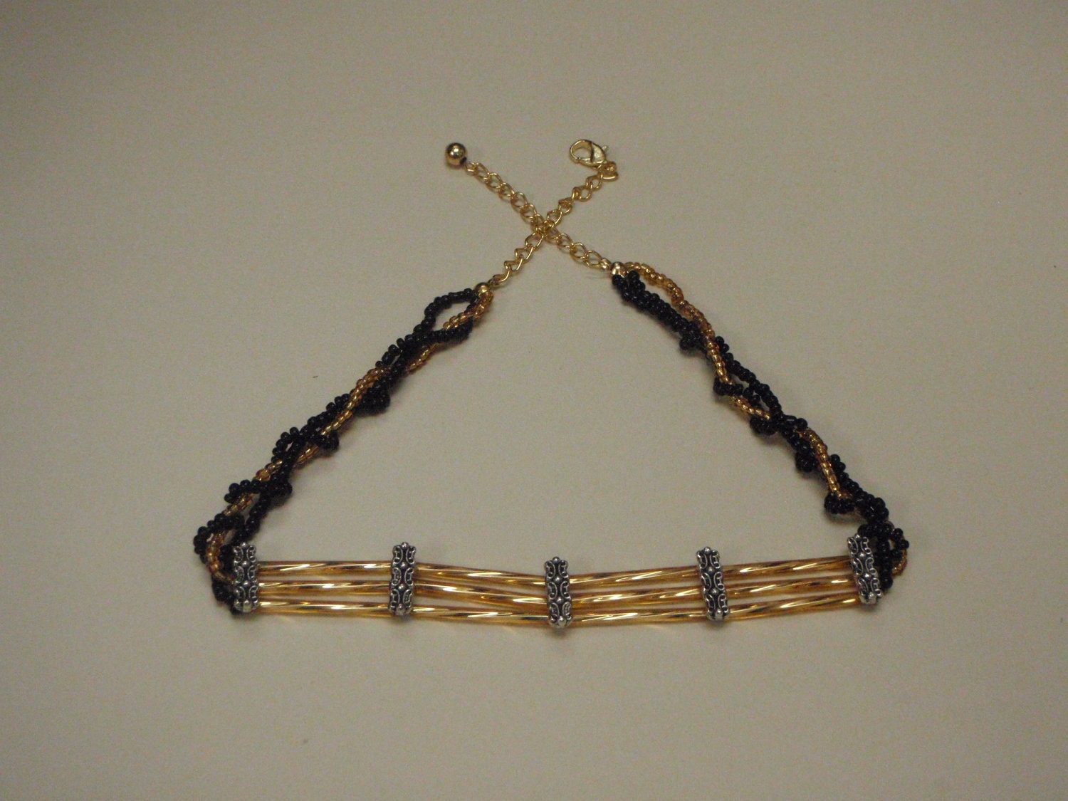 Black and gold choaker necklace