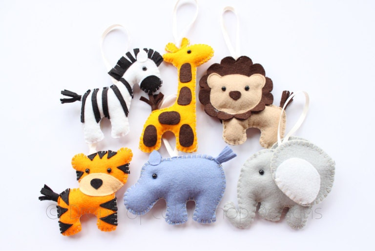 Six Felt Plush Toy Jungle Theme - Safari Ornaments - Lion, Zebra, Elephant, Tiger, Giraffe / Party or Baby Shower Favor - Nursery Decoration