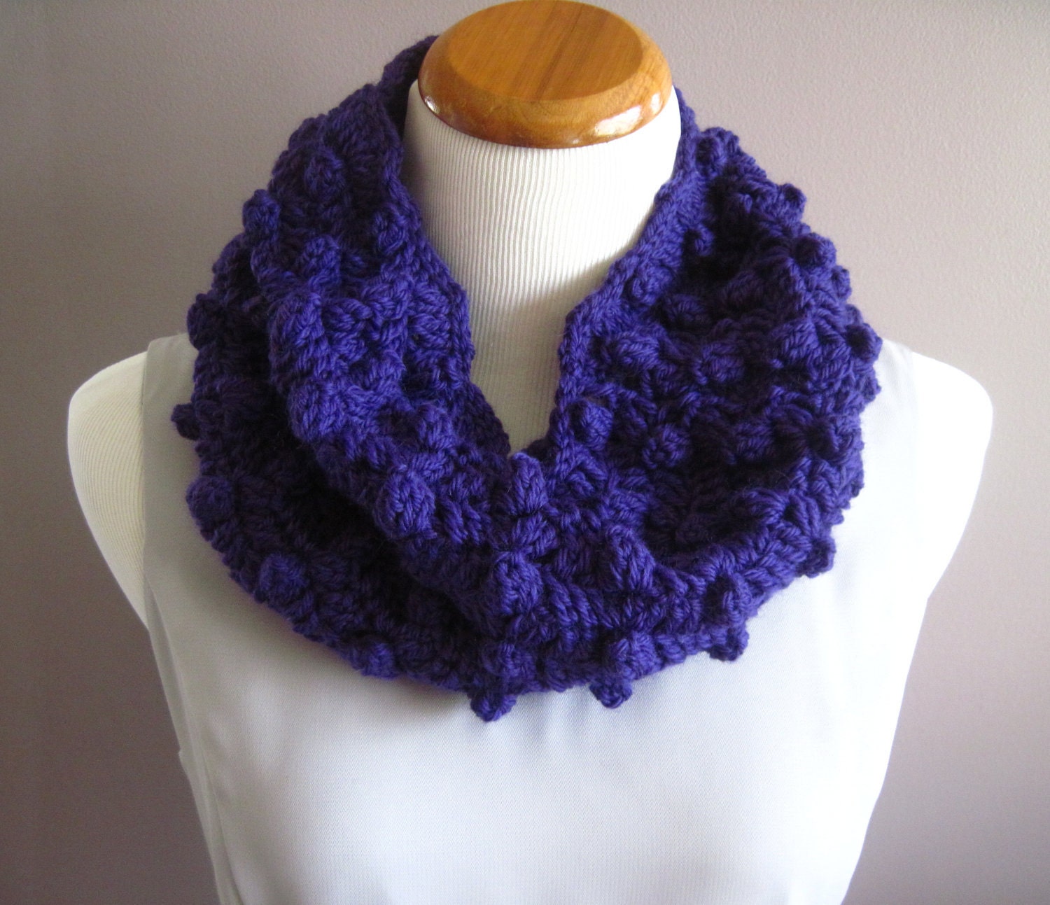 Purple Wool Cowl - Crochet - Bobbles