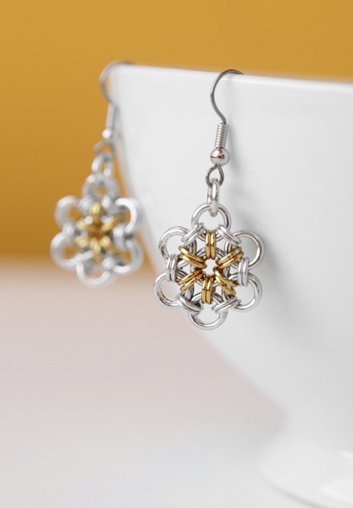 Silver Gold earrings chaimaille flower posy - chainmail for women