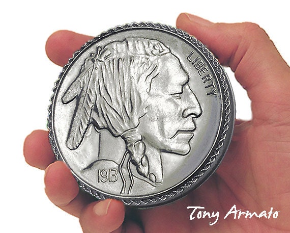 1913 BUFFALO INDIAN - Big  3" Coin Box - Collectible & Fun