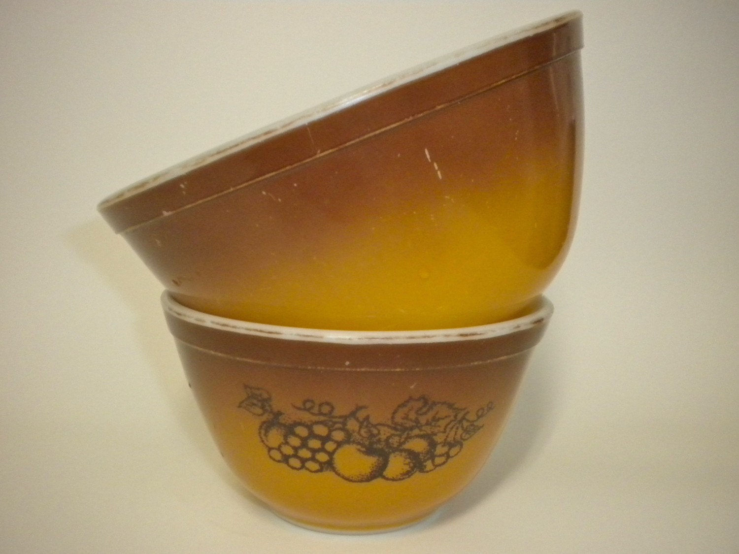 Pair of Vintage Butter and Caramel Colored Pyrex Nesting Bowls