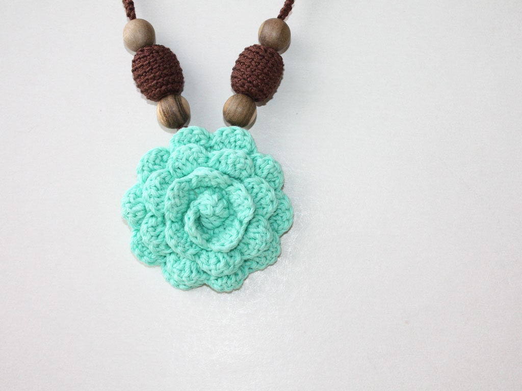 Mint green chocolate brown necklace with flower Floral jewelry All natural materials Crochet Gift for her under 15 Autumn fashion oht
