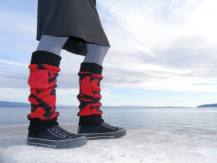Recycled leg warmers - Red black leg warmers with small pockets