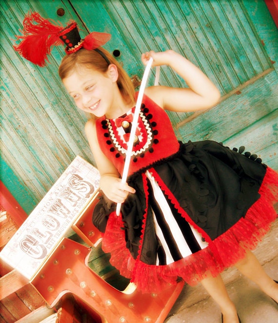 The Ringmaster's Top Hat, Mini Top Hat, Halloween Accessory