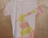Youth Tie-dye Tshirt. Size 30-32. Unisex shirt. Yellow, peach, orange and white abstract design.