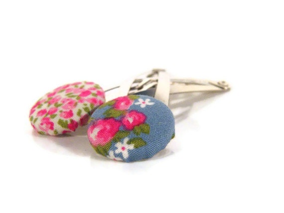 Hot Pink Flower Fabric Buttons, Set of  Hair Barrettes, Fabric Covered Button, Hair Clip, Hair Accessories