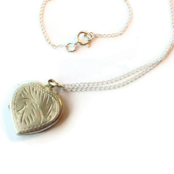 Vintage Heart Locket Necklace Mother Daughter Sterling Silver Jewelry Photo JewelleryTwo Sided N-238 239