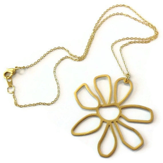 Gold Necklace Flower Pendant Charm Jewellery Chain Modern Funky Everyday Graduation Fashion N-263