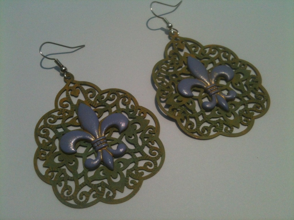 Metal Earrings Green and Purple Fleur de Lis