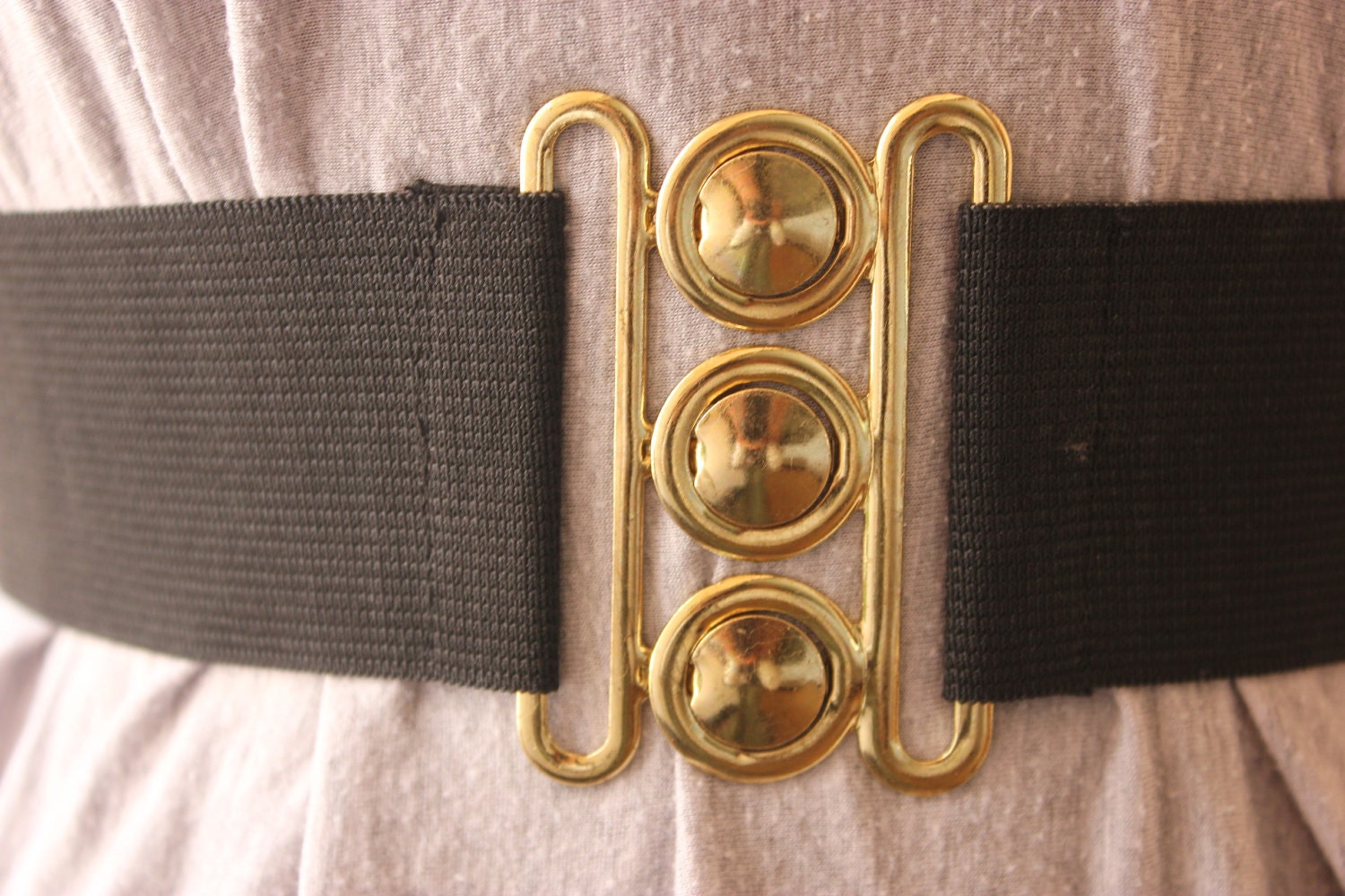 Belt- Tri clasping elastic (gold)