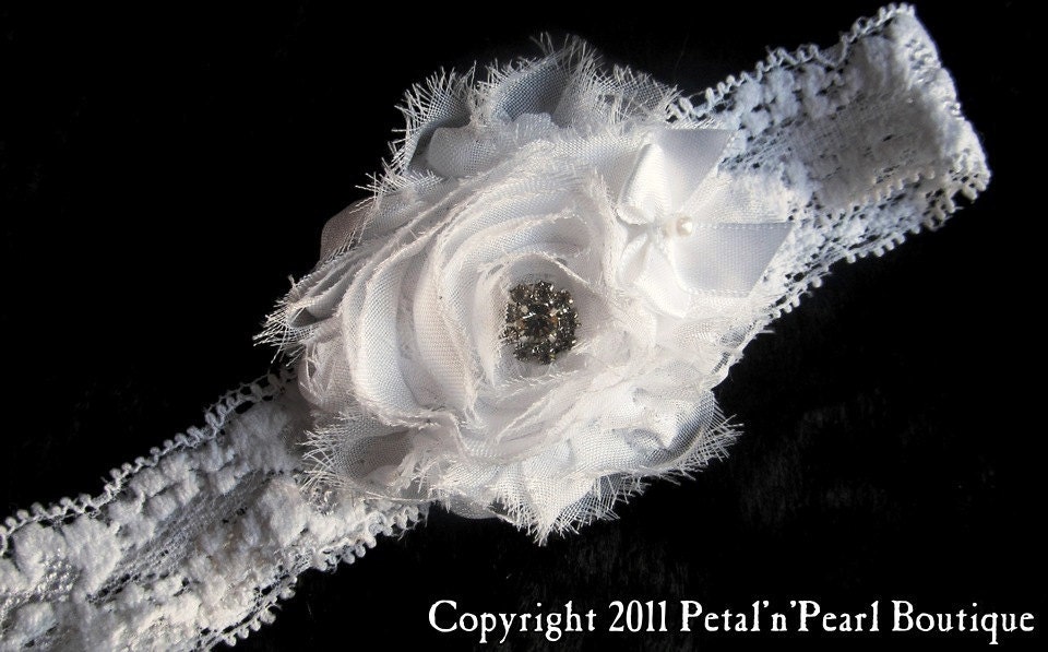 Vintage Inspired Bridal Garter in White - Single Lace and Chiffon Garter