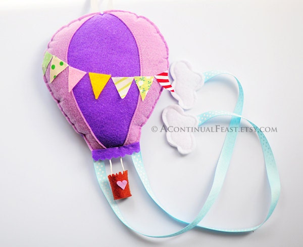 Hot Balloon Bow Holder in Sweet Purple