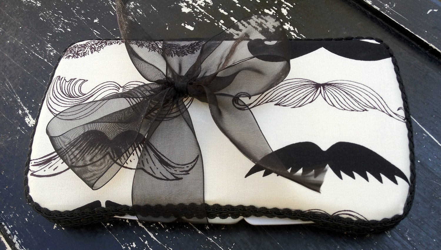 Mustache Wipe Case