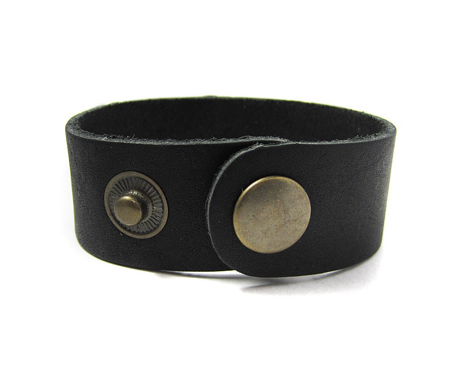 Inspirational Quote Bracelet - Leather Cuff - Those Who Danced To The Music - Your Choice of Color