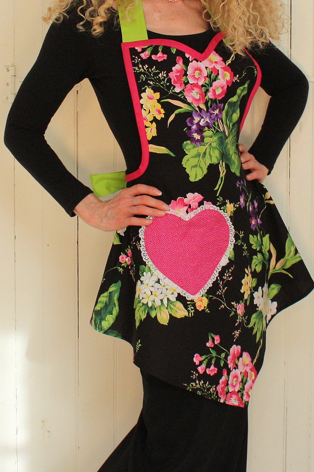 Vintage Apron in Pink and Purple Flowers