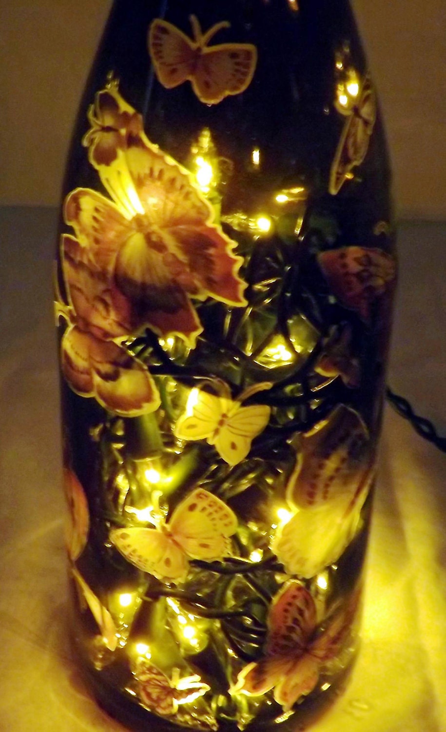 Beautiful Butterflies Bar/Table Bottle Accent Lamp-SUPER NICE-Great GIFT Idea