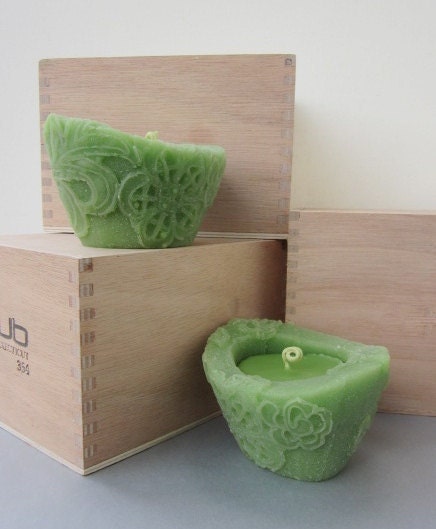Field - Beewax/palmwax Candles - 1 - Small Chantilly Design Natural Wax Candle