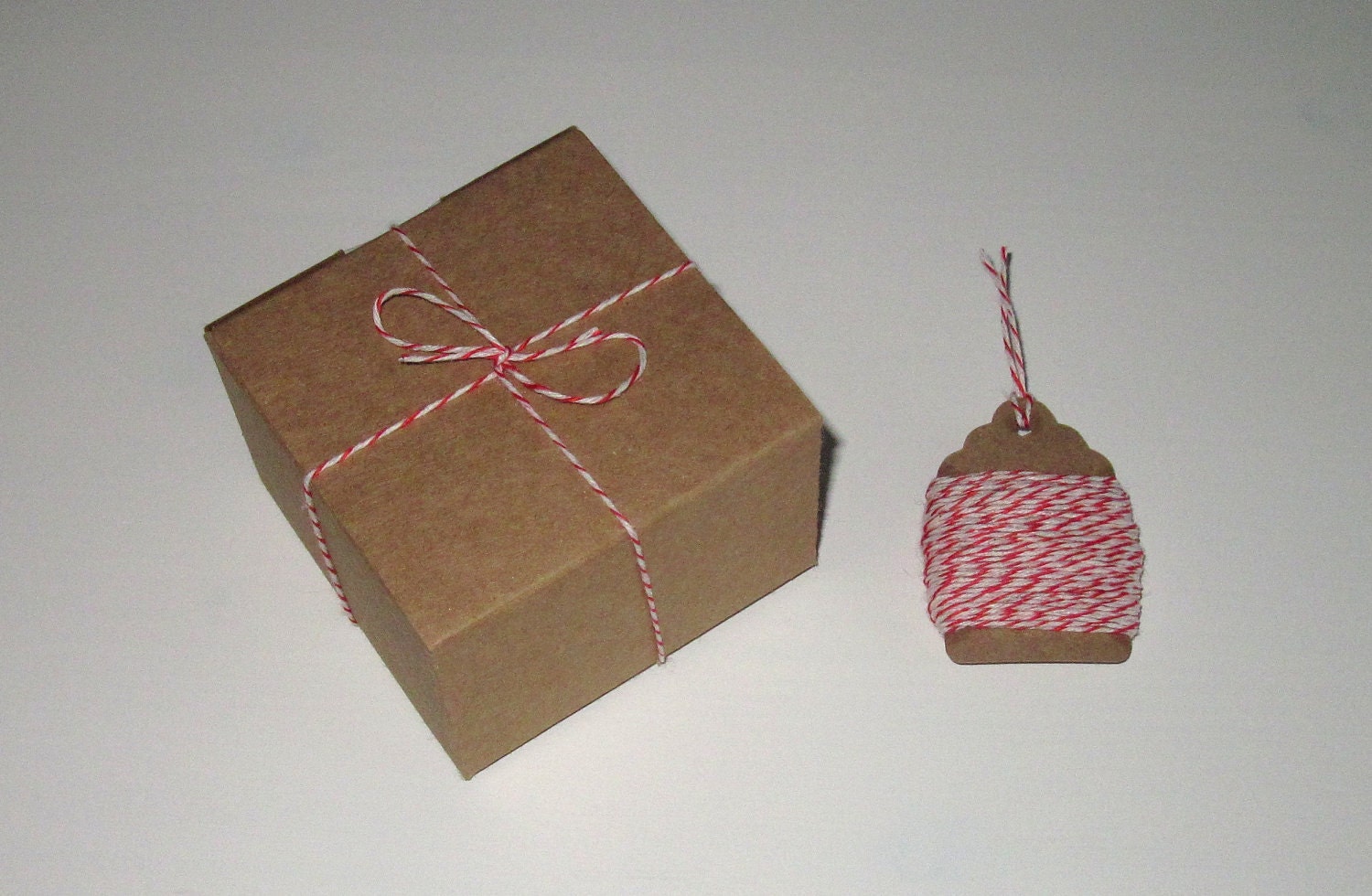 100 Yards of Red and White Baker's Twine