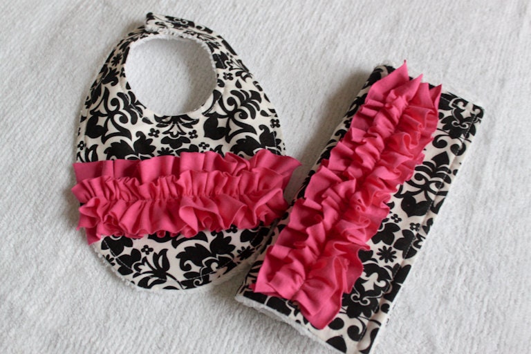 The Diva Bib gift set
