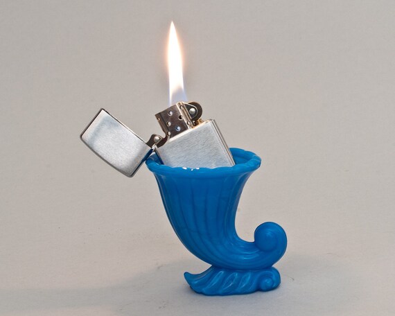 Coeruleum Blue Art Glass Zippo Smoking Set