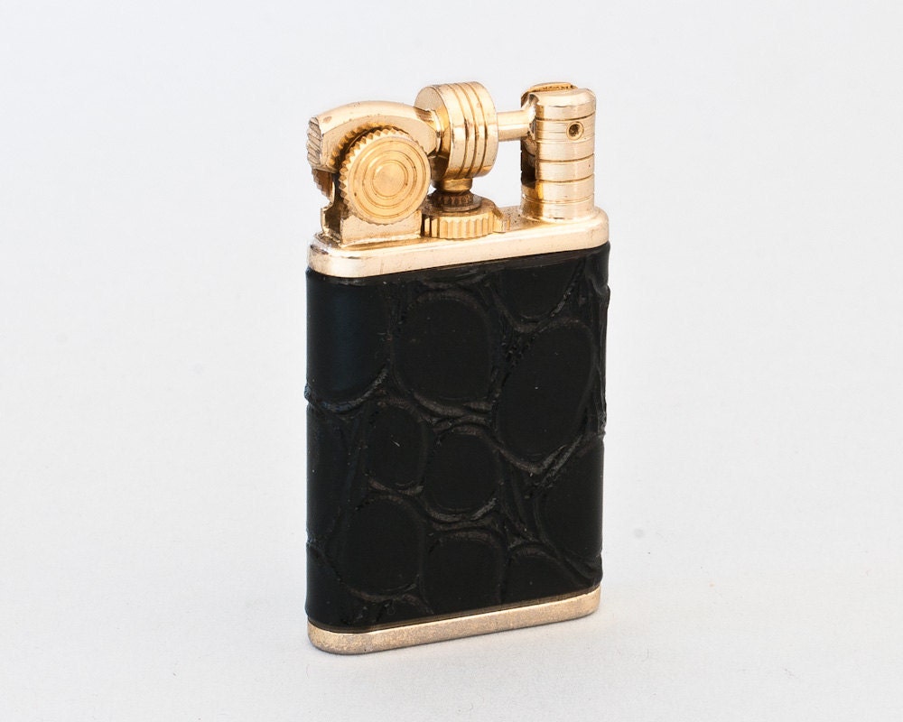 Vintage Colibri Lift Arm Butane Pocket Lighter NOS