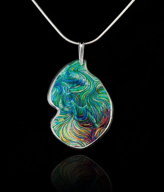 Three Dolphins Healing Pendant - Chakra Healing Jewelry