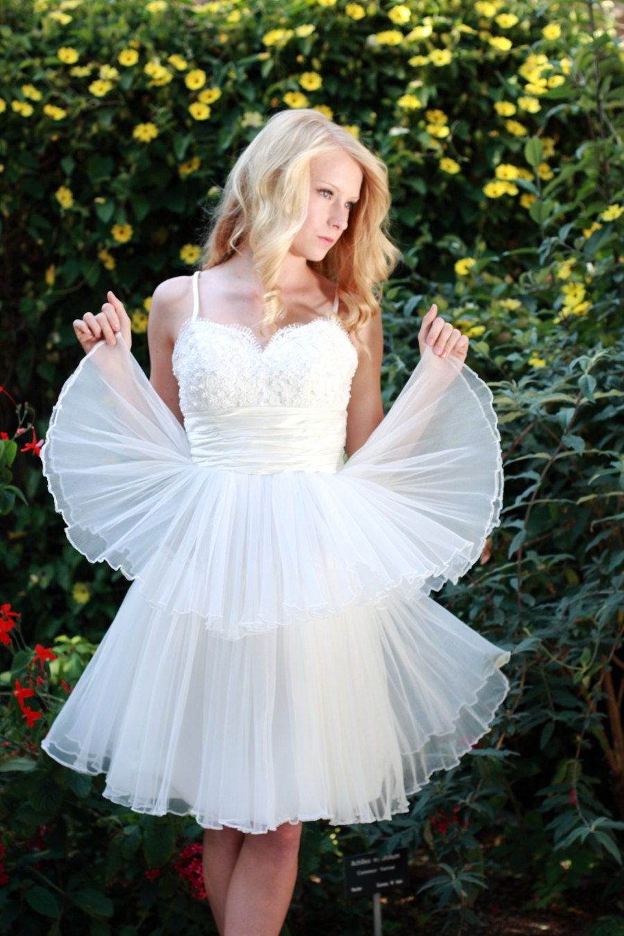 Ellan- Knee Length Wedding Dress