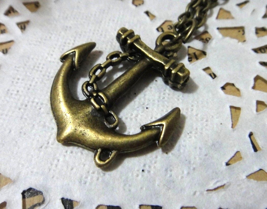 vintage style antiqued brass Sailor anchor necklace