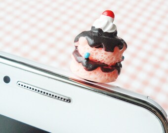 Mini cake earphone plug - light pink