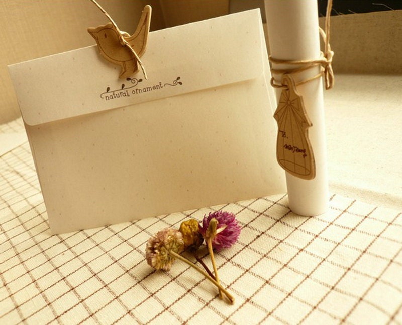 Envelope and Letter Paper Set - Nature Ornament - 4 Letters, 2 Envelopes ,8 Paper Ornaments and 1 Grass Rope