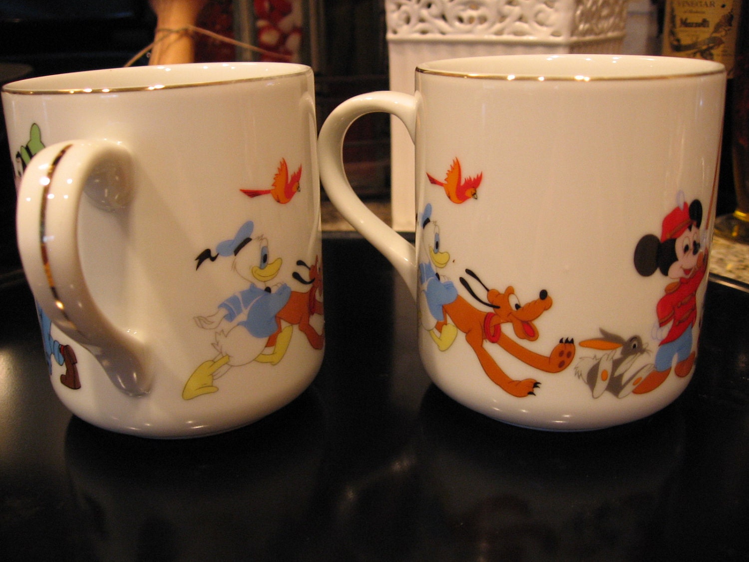 Disney Mug Set with Dumbo Mickey Pluto Pinocchio Donald and more- Gold Trim