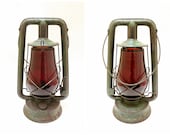 Vintage Dietz  Rustic Oil Lamp // Oil lantern // Working Condition