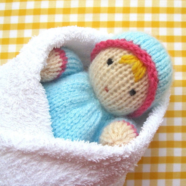 Little Sweethearts - knitted Baby Bunting Toy Doll in 2 sizes - INSTANT DOWNLOAD - PDF email knitting pattern - ePattern