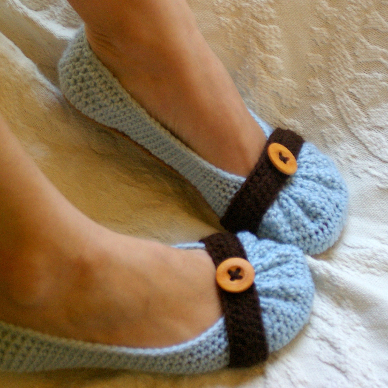 Women's House Slipper Crochet Pattern for the Cute as a Button PDF  Pattern number 111 - Instant Download